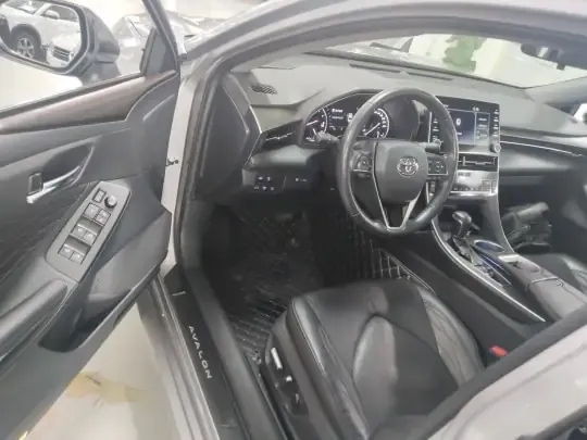 Toyota Avalon 2019 (76300 км)