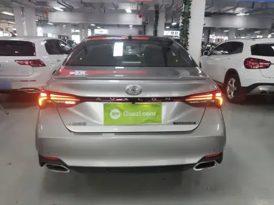 Toyota Avalon 2019 (76300 км)