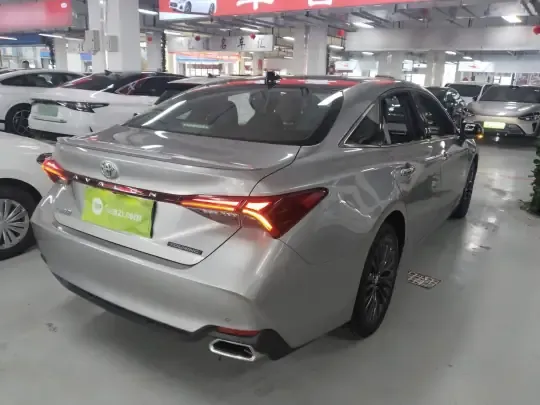 Toyota Avalon 2019 (76300 км)