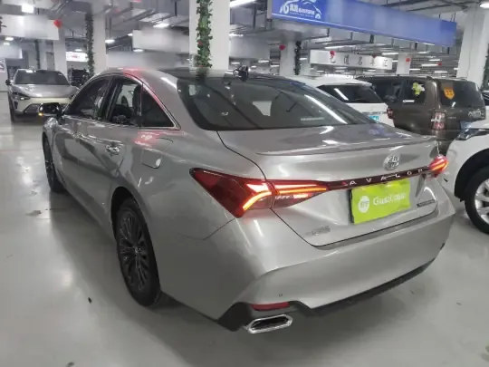 Toyota Avalon 2019 (76300 км)