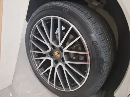 Porsche Cayenne 2019 (41000 км)
