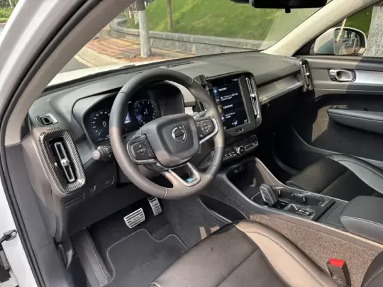 Volvo XC40 2020 (79300 км)