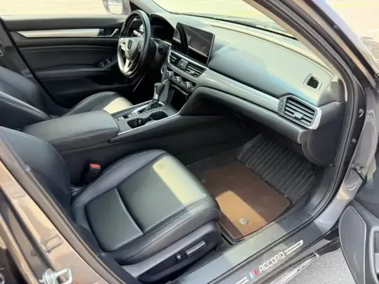 Honda Accord 2018 (66500 км)