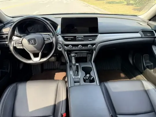 Honda Accord 2018 (66500 км)
