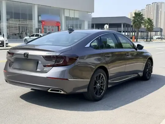 Honda Accord 2018 (66500 км)