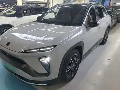 Nio ES6 2019 (54700 км)