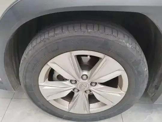 Lexus UX 2020 (46000 км)