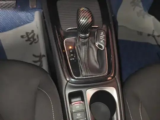 Roewe i5 2020 (94500 км)