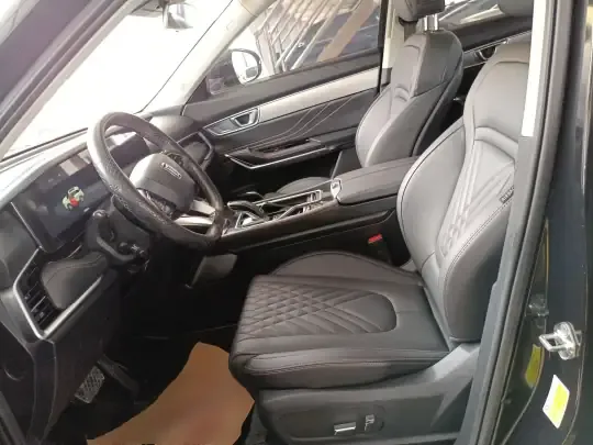Bestune T99 2020 (43300 км)