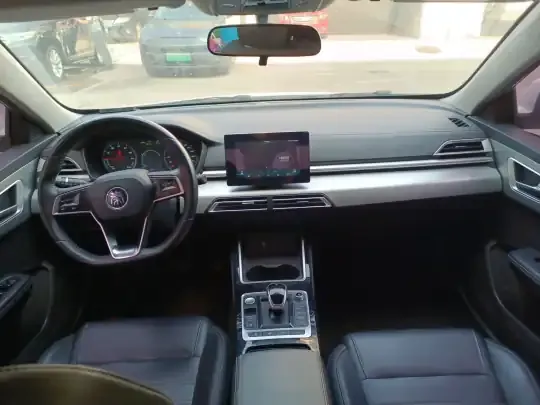 BYD Qin New Energy 2019 (115600 км)