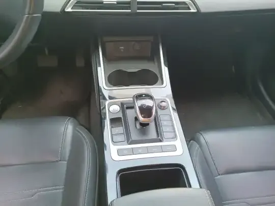 BYD Qin New Energy 2019 (115600 км)
