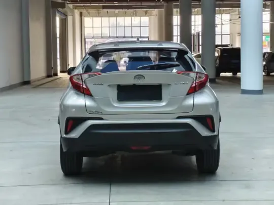 Toyota C-HR 2020 (73800 км)