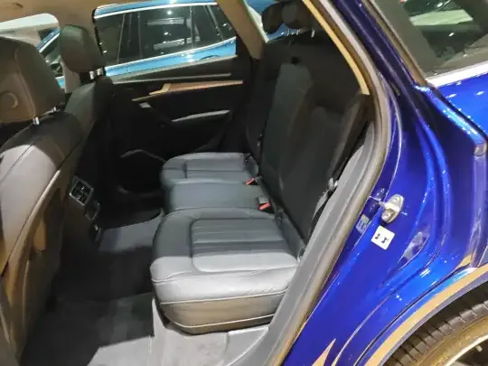 Audi Q5L 2020 (28700 км)