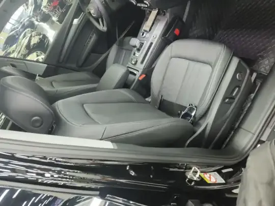 Audi Q5L 2020 (56100 км)