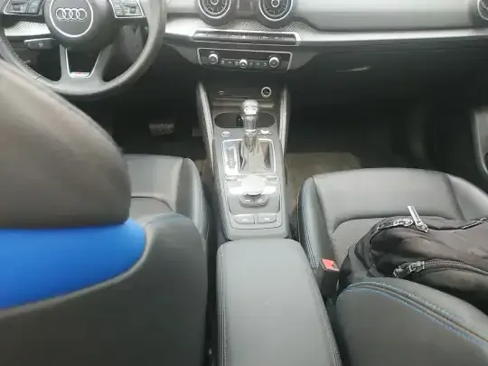 Audi Q2L e-tron 2019 (95700 км)