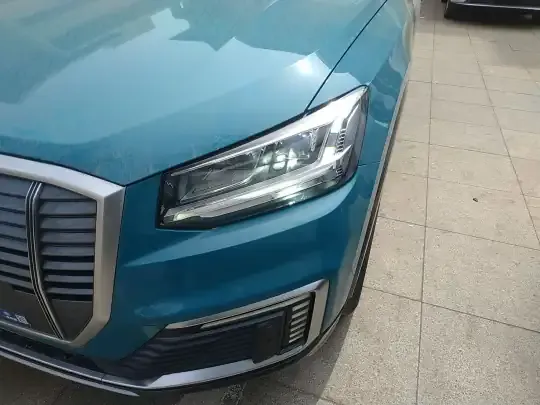 Audi Q2L e-tron 2019 (95700 км)