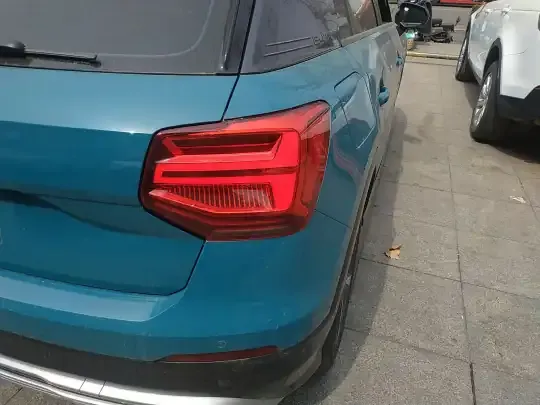 Audi Q2L e-tron 2019 (95700 км)