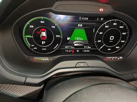 Audi Q2L e-tron 2019 (40800 км)