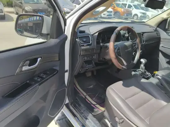Isuzu mu-X 2020 (101800 км)