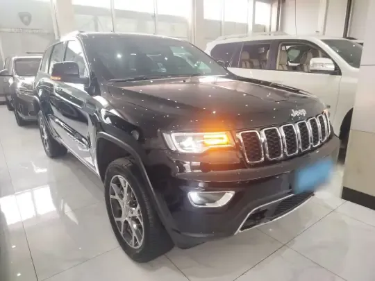 Jeep Grand Cherokee 2020 (46100 км)