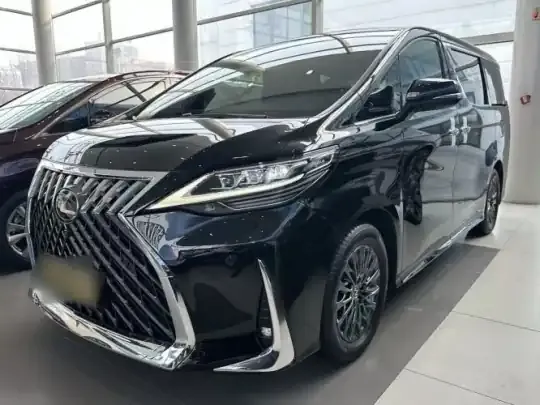 Lexus LM 2020 (103700 км)