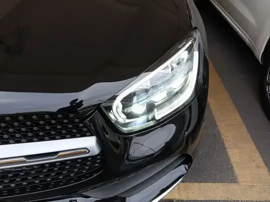 Mercedes-Benz GLC 2020 (69800 км)