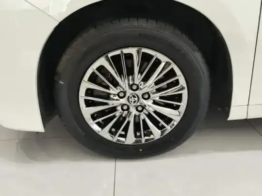 Toyota Alphard 2020 (108700 км)