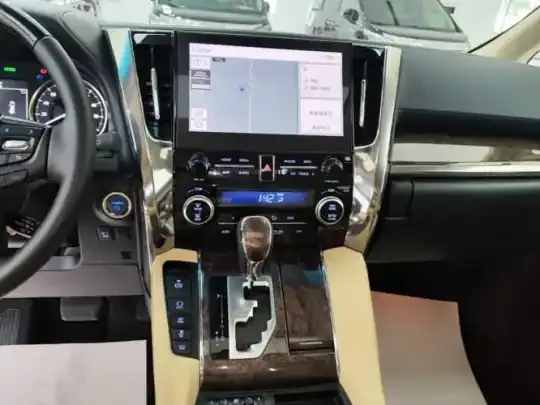 Toyota Alphard 2020 (108700 км)