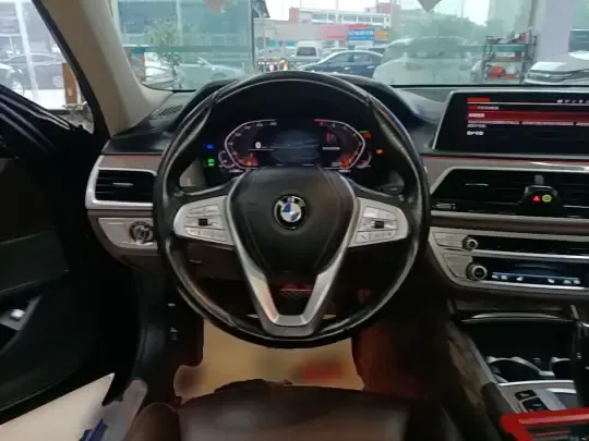 BMW 7 Series 2019 (132600 км)