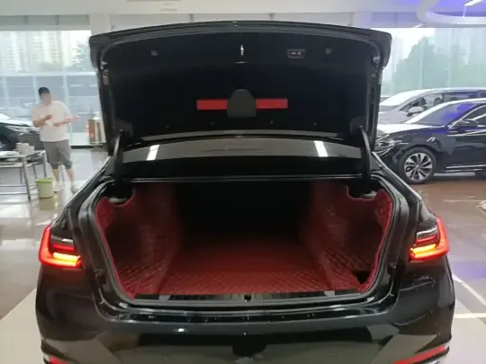 BMW 7 Series 2019 (132600 км)