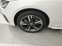 Audi A4L 2020 (84900 км)