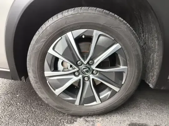 Lexus UX New Energy 2020 (36600 км)
