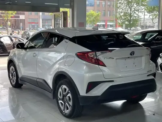 Toyota C-HR EV 2020 (73800 км)