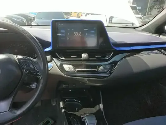 Toyota C-HR EV 2020 (73800 км)