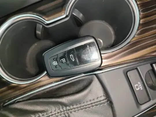 Toyota Camry 2019 (31700 км)