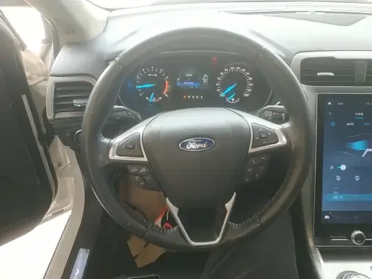 Ford Mondeo 2020 (30800 км)