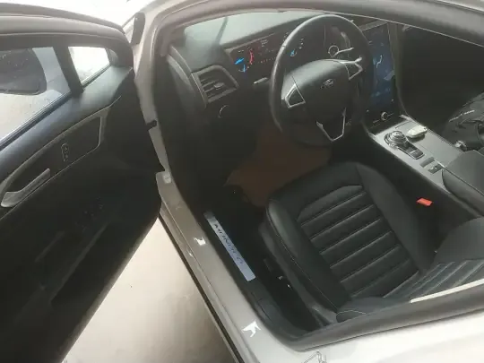 Ford Mondeo 2020 (30800 км)