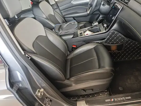 Roewe RX5 2020 (60500 км)