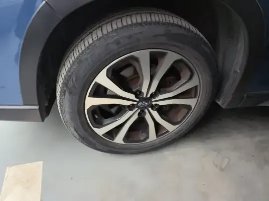 Subaru Forester 2021 (36700 км)