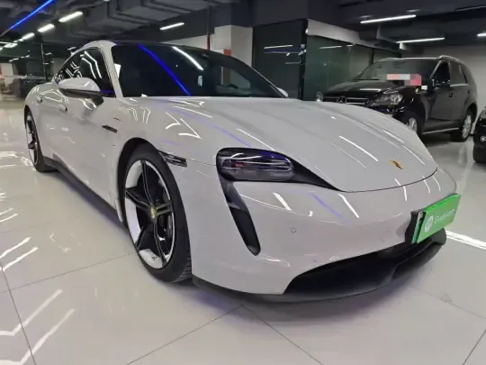 Porsche Taycan 2020 (67300 км)