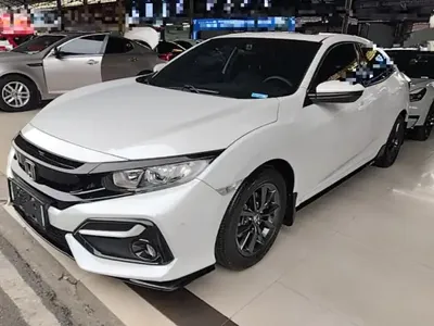 Honda Civic 2021 (18000 км)