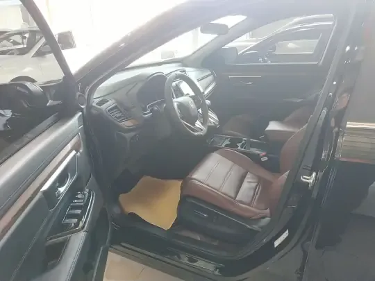 Honda CR-V 2021 (40600 км)