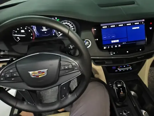 Cadillac CT6 2021 (131600 км)