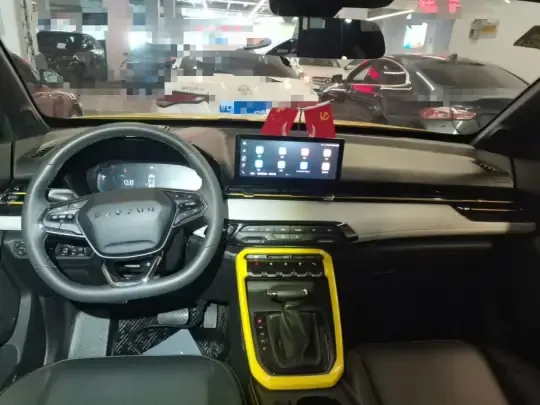 Baojun RS-3 2020 (29900 км)