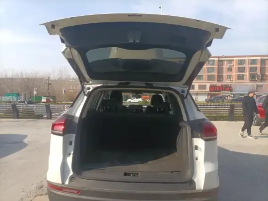 Geely Auto Emgrand X7 Sport 2021 (56400 км)