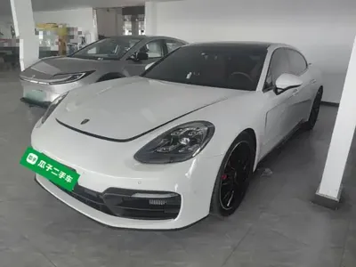 Porsche Panamera 2021 (32300 км)