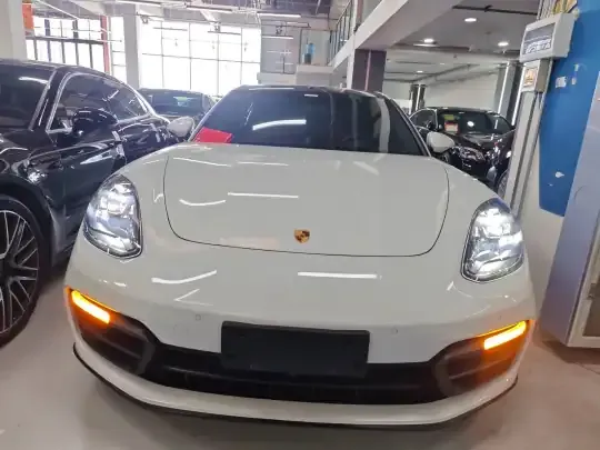 Porsche Panamera 2021 (38900 км)