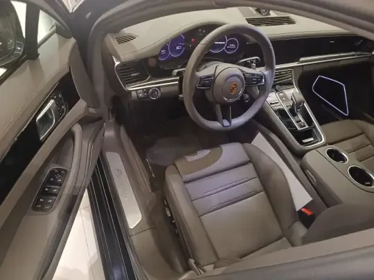 Porsche Panamera 2021 (59700 км)