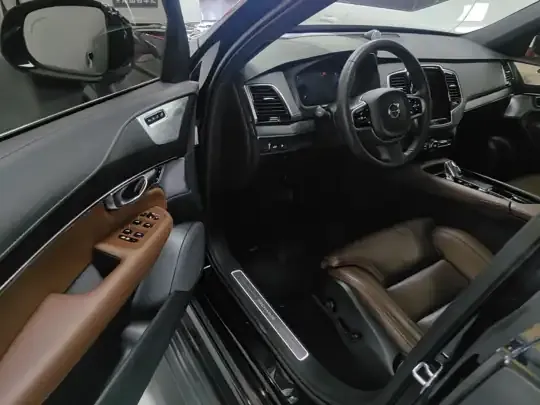 Volvo XC90 New Energy 2021 (103400 км)