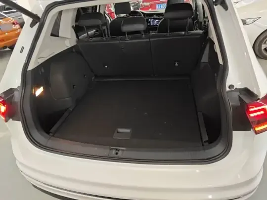 Volkswagen Tiguan L New Energy 2021 (114200 км)